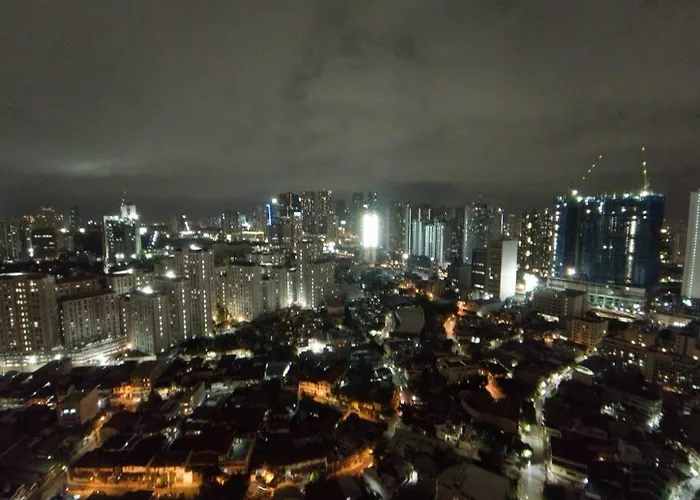 Mandaluyong 2 Bedroom For Rent マニラ市